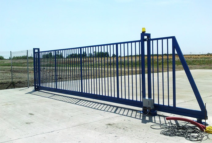 Mekonf-servicii-sudura-porti-autoportante-iasi-2